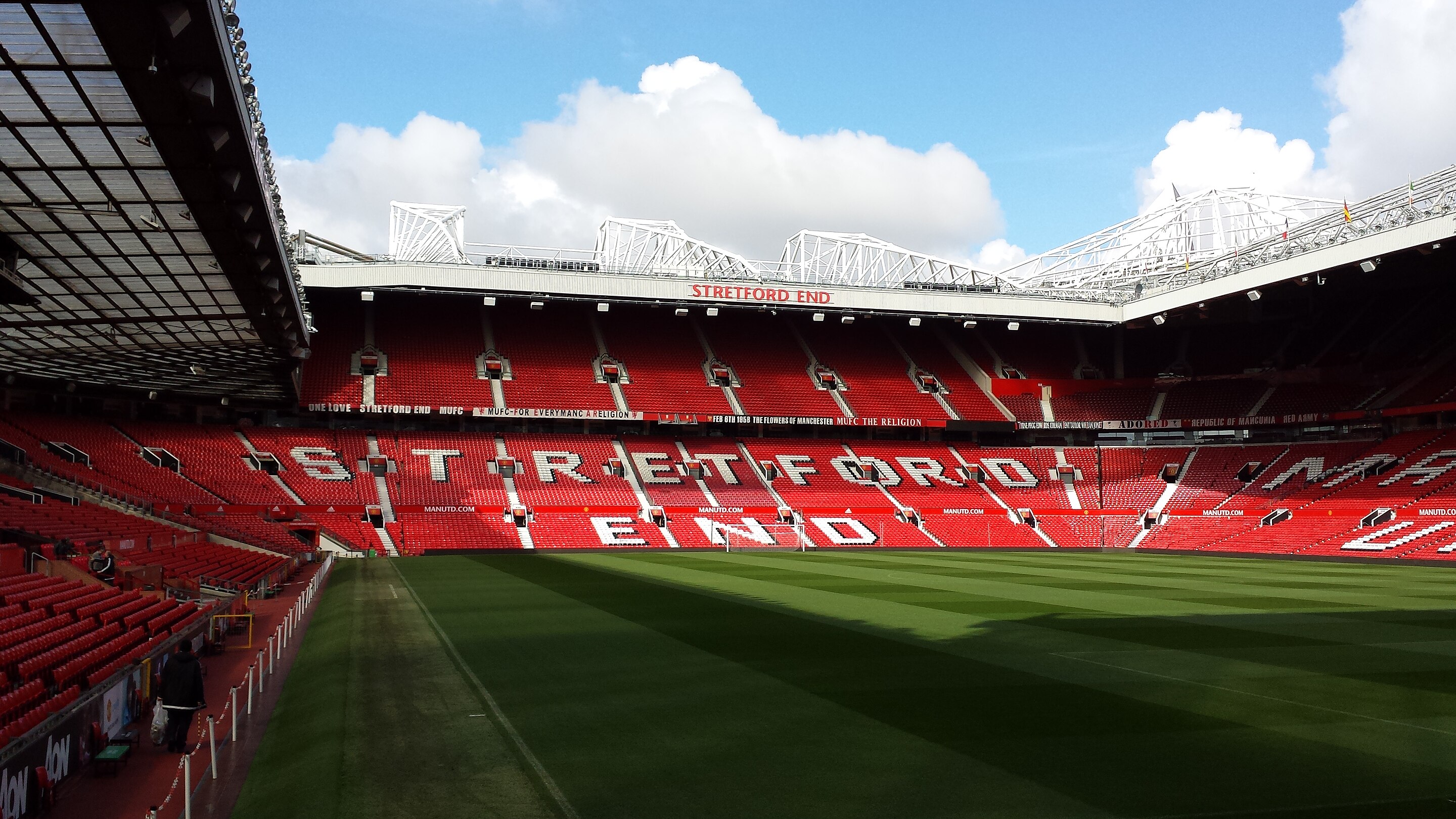 Stretford_End-_Old_Trafford